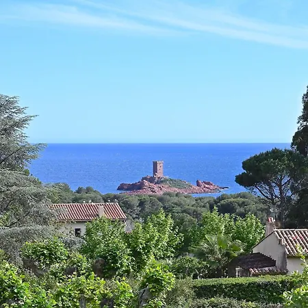 Apartment Village Cap Esterel - Le Village-8 By Interhome Saint-Raphaël