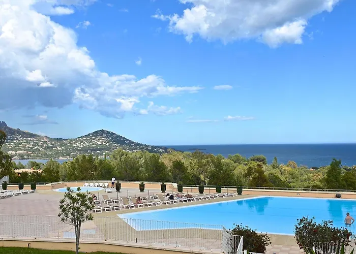 Apartment Le Village - C1201 By Interhome